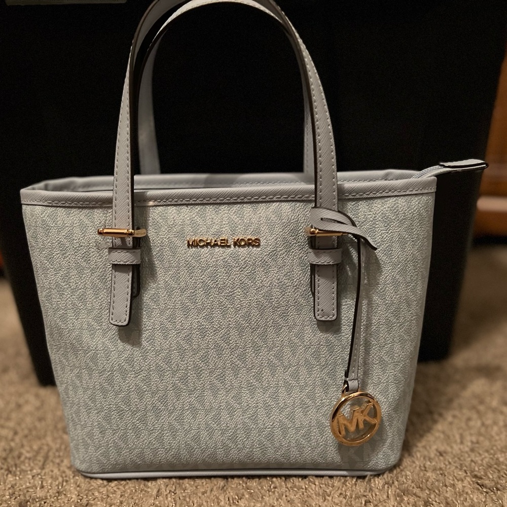 MICHAEL KORS BABY BLUE BAG!
